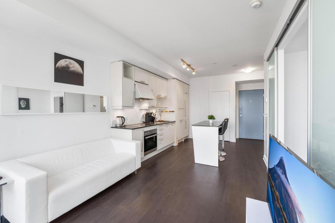 Ferienwohnung Heart Of Downtown Toronto! Exterior foto